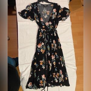 LuLus Black Floral Wrap Dress